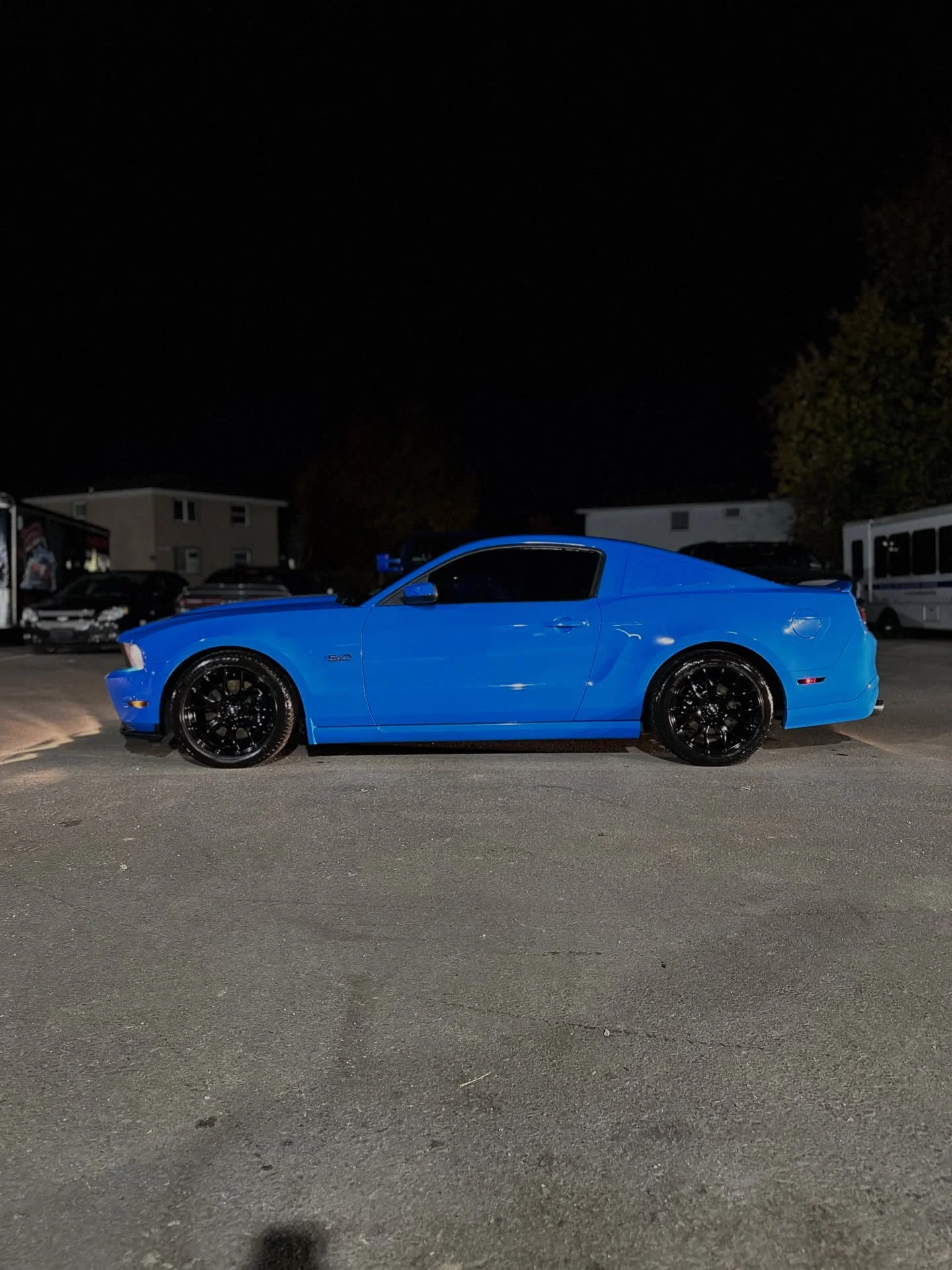 Mustang exterior paint shine after detail